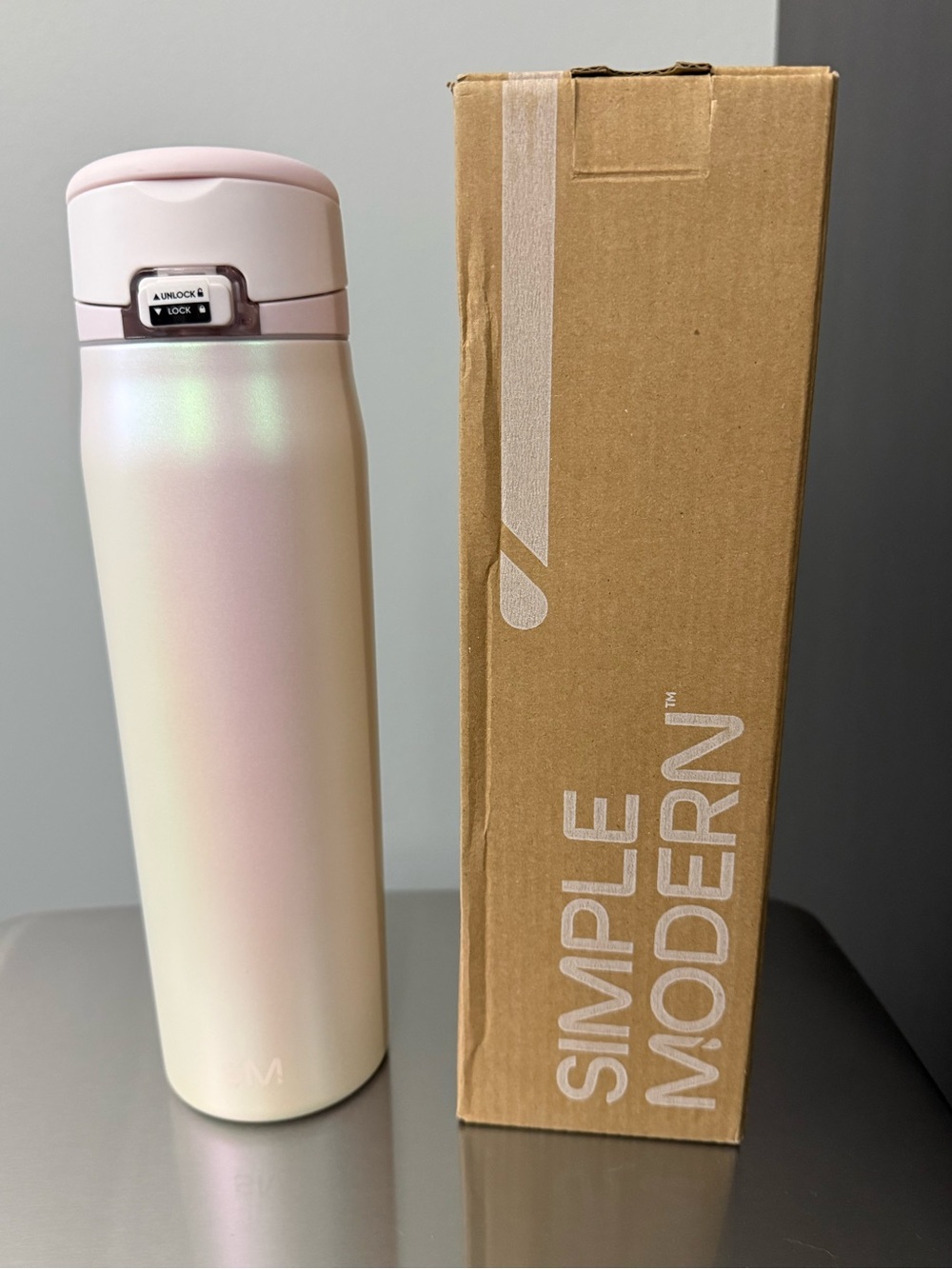 NEW Simple Modern Mesa Loop 24 oz - Coconut Pearl - Rare / Iridescent Pink